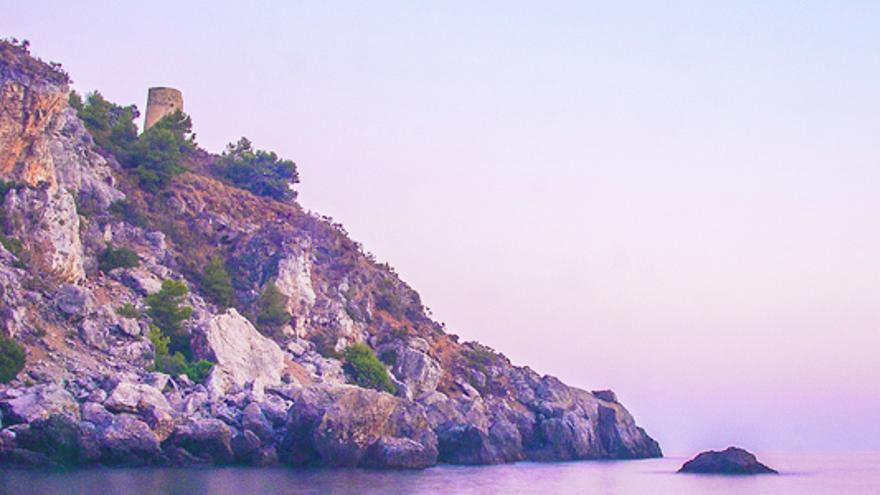 Acantilados de Maro-Cerro Gordo (Málaga)