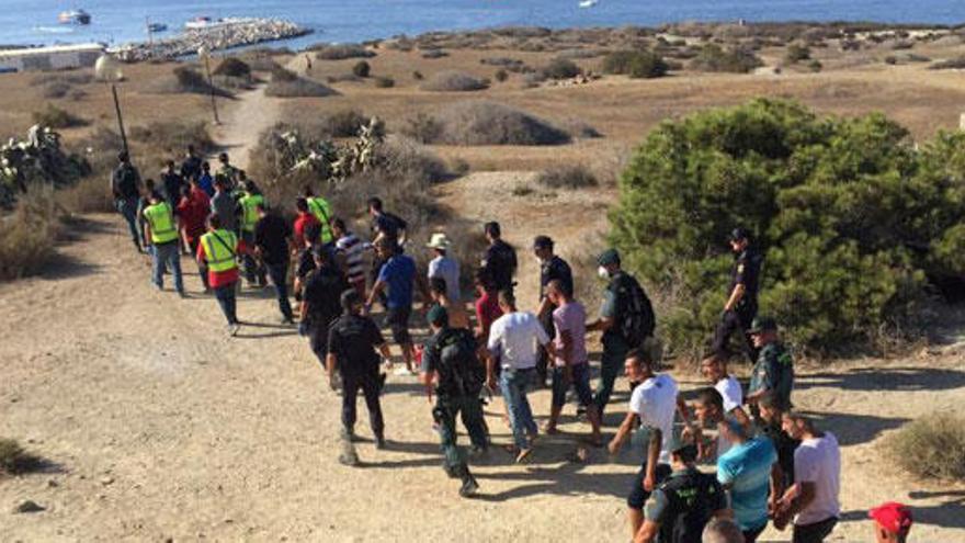 Llegan cuatro pateras a la isla de Tabarca.