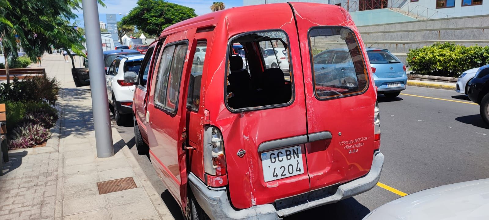 Tres personas roban cajas de tabaco tras un alunizaje en Pedro Hidalgo