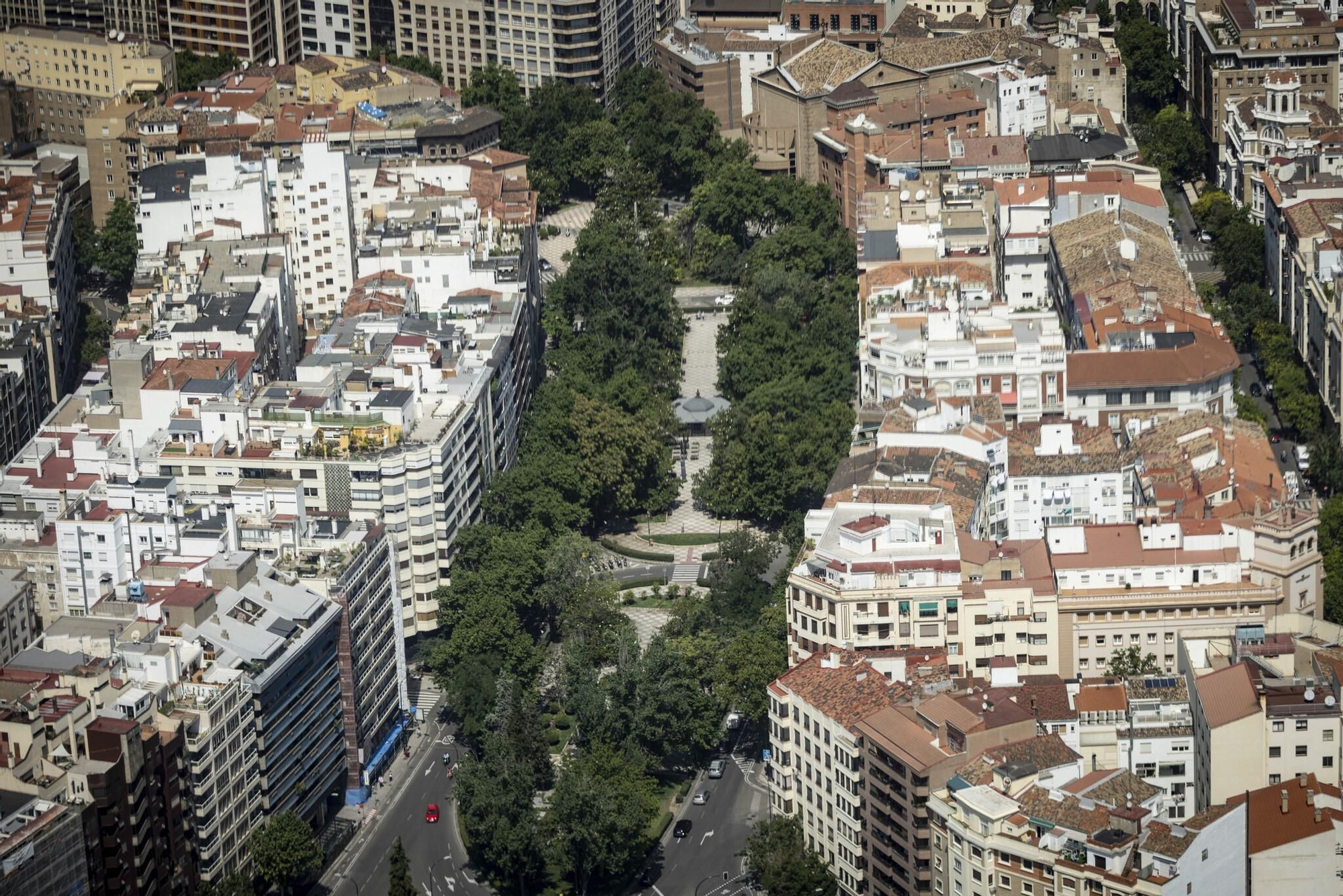 Así se ve Zaragoza desde el helicóptero de la Unidad Aérea de la Policía