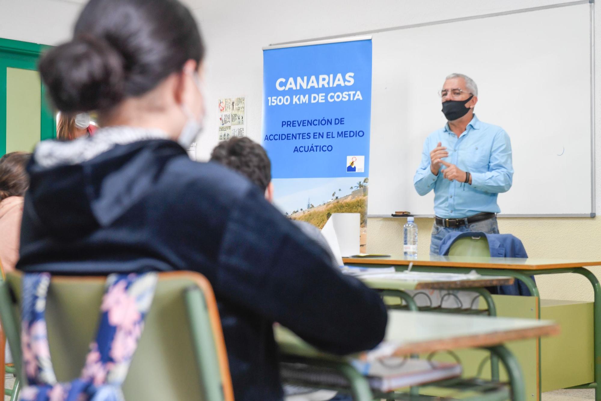 Charla sobre ahogamientos en el IES La Isleta