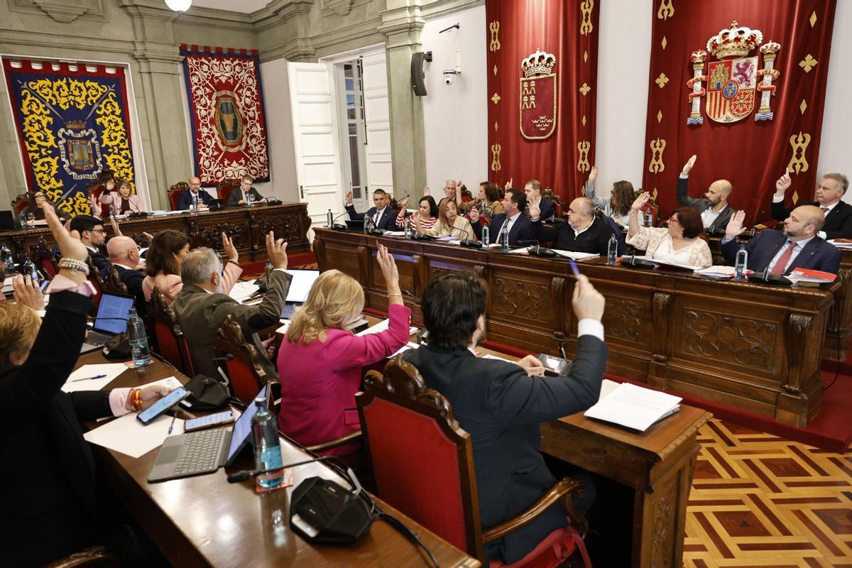 Votación en el Pleno municipal del Ayuntamiento de Cartagena celebrado este jueves