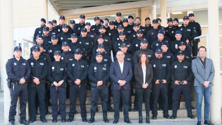 Toma de posesiÃ³n de los agentes de CalviÃ .