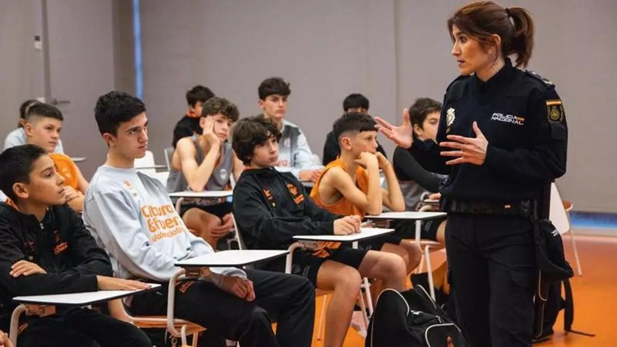 L'Alqueria del Basket combate el cyberbulling