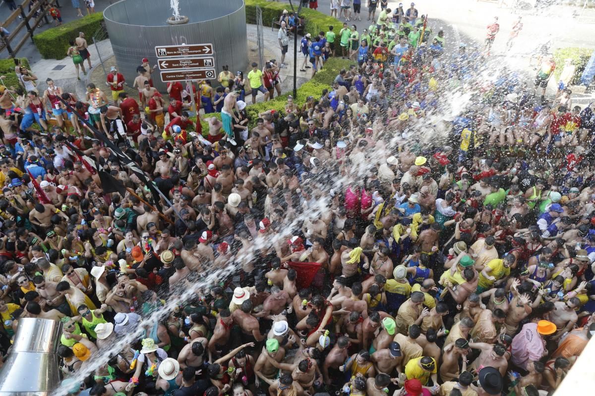 Chupinazo de Les Penyes en la Vall d’Uixó