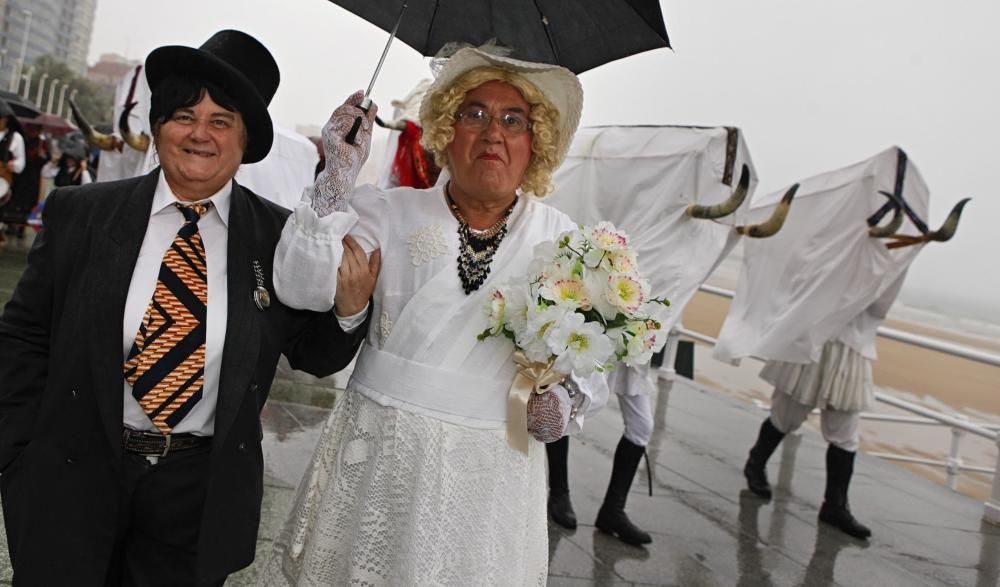 Desfile de máscaras ibéricas en Gijón