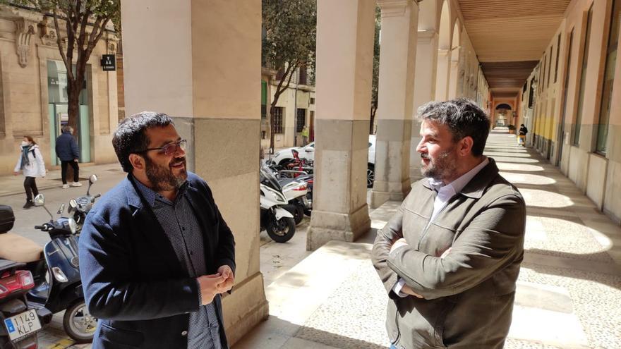 Archivo - Vicenç Vida (i) y Lluís Apesteguia (d).