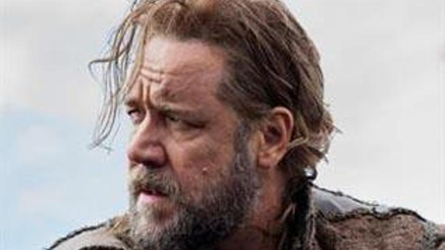 Russell Crowe como Noé.