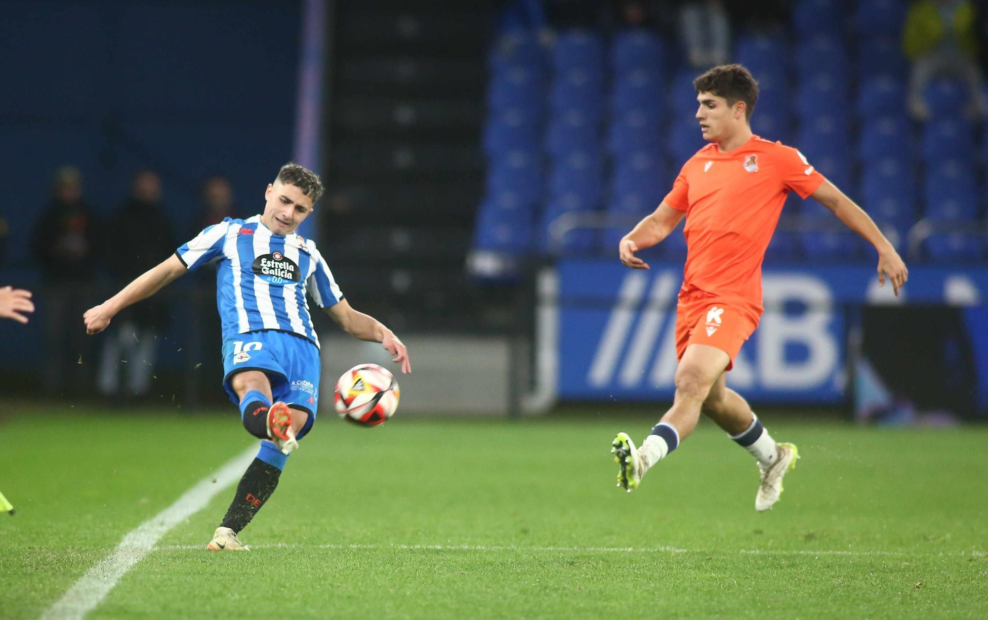 El Dépor gana en Riazor con doblete de Lucas a la Real Sociedad B (2-1)