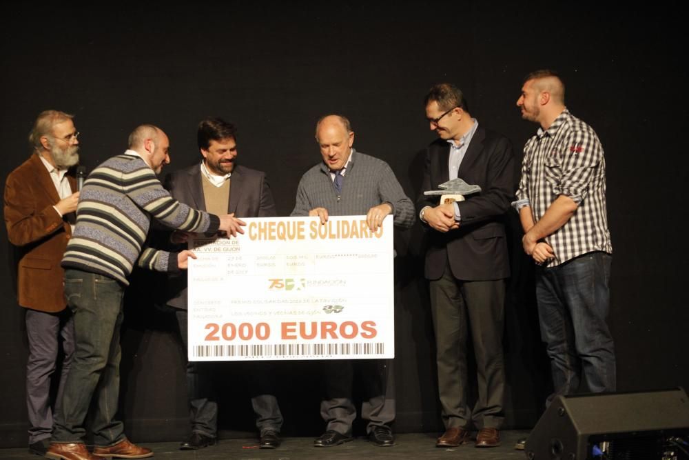 Gala solidaria de la federación vecinal de Gijón