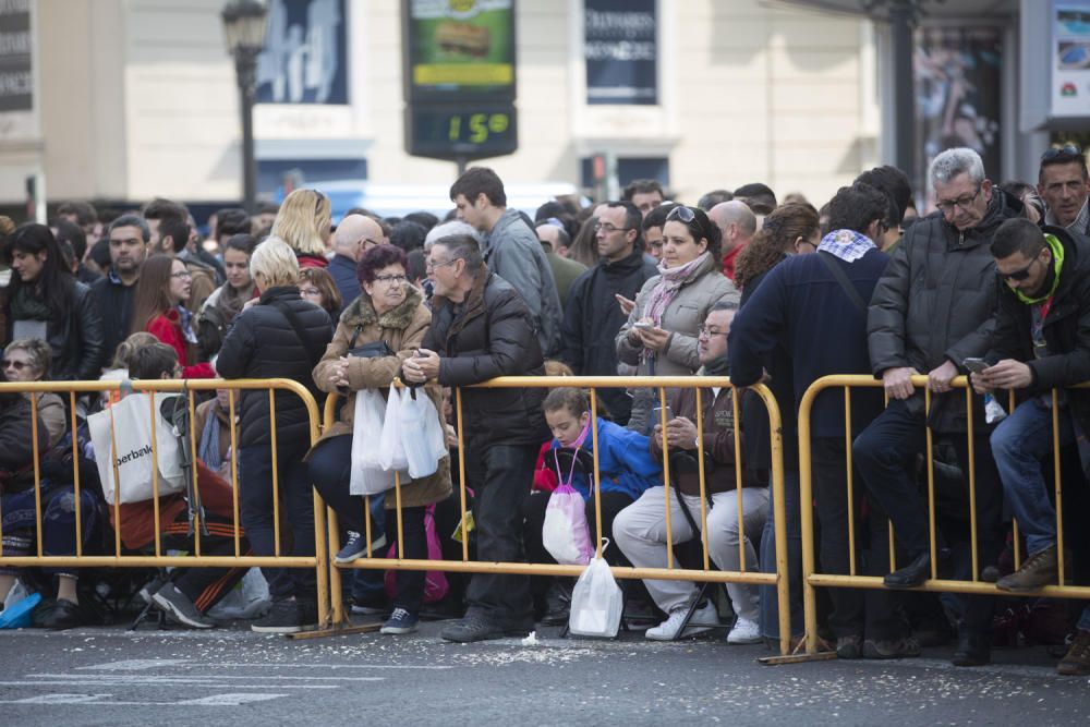 Búscate en la mascletà del 15 de marzo