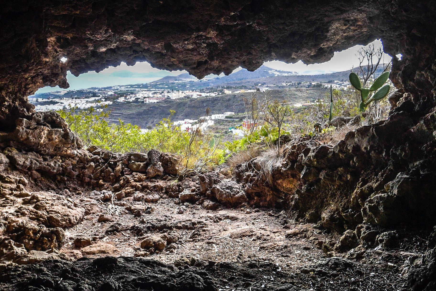 Dos desprendimientos de tierra y rocas impiden desde hace cinco meses visitar las cuevas aborígenes del «valeroso jefe indígena canario» Doramas, en la antigua Moya.