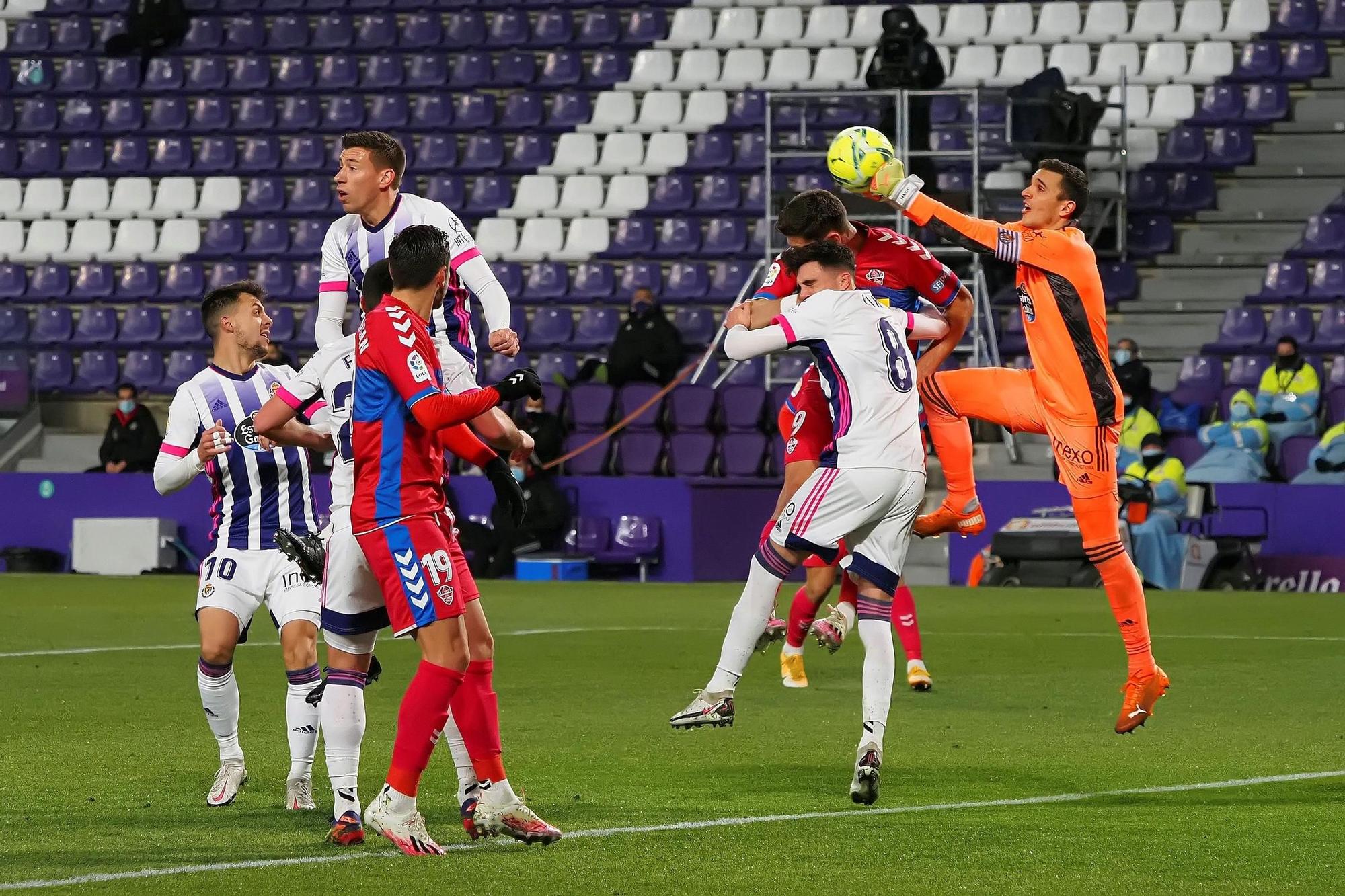 El Elche no sabe ganar: Real Valladolid - Elche CF (2-2)