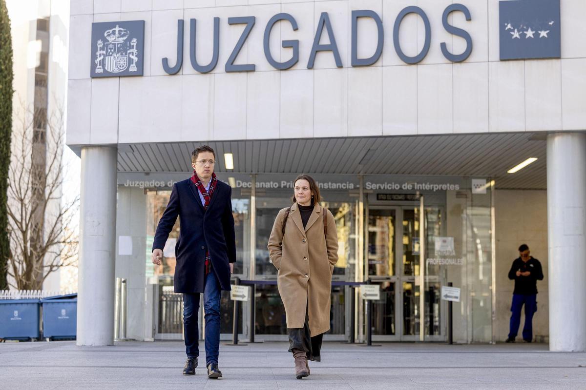 El juez cita a Errejón para comunicarle la apertura de juicio tras dejar Mouliaà el caso