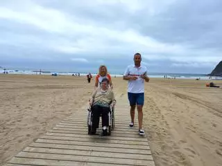 El sueño de volver a ver el mar: Cruz Roja acerca a los mayores a Rodiles