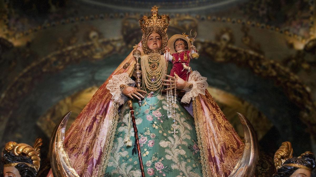 Imagen de la Virgen de Araceli.