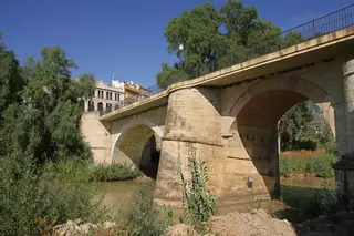 A un lado Córdoba, al otro Sevilla: el pueblo cordobés que estaba separado en dos provincias por el río