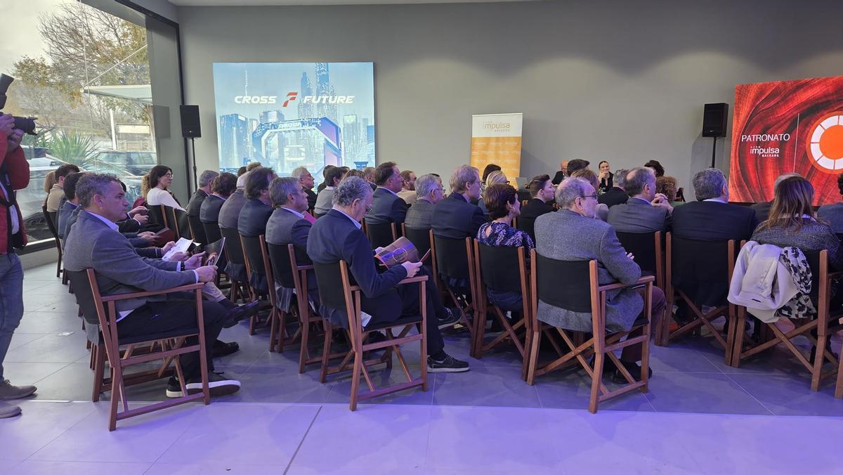 A la reunión han asistido los patronos de la fundación