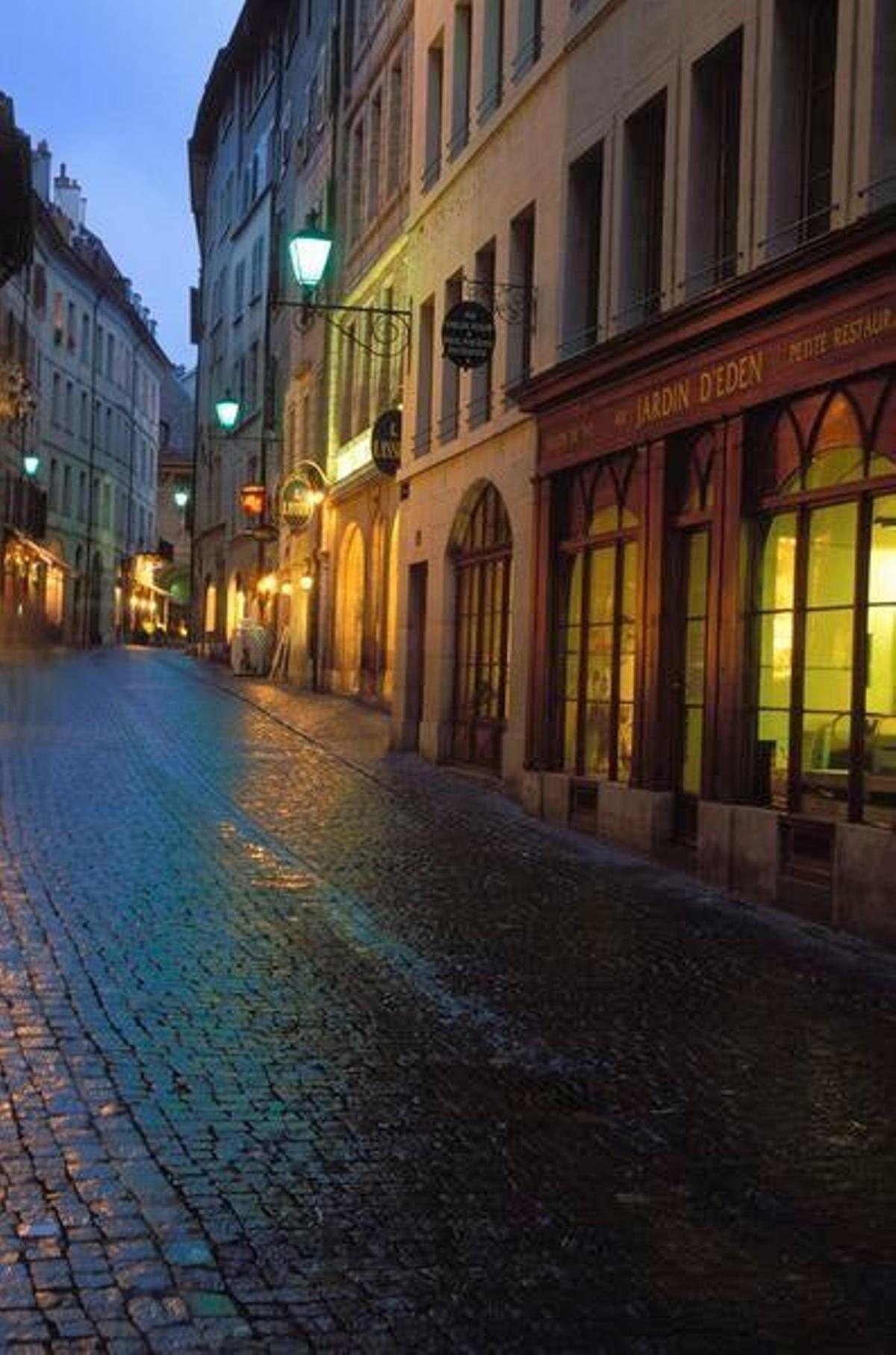 La Grand Rue es una de las calles mejor conservadas en el casco antiguo de Ginebra