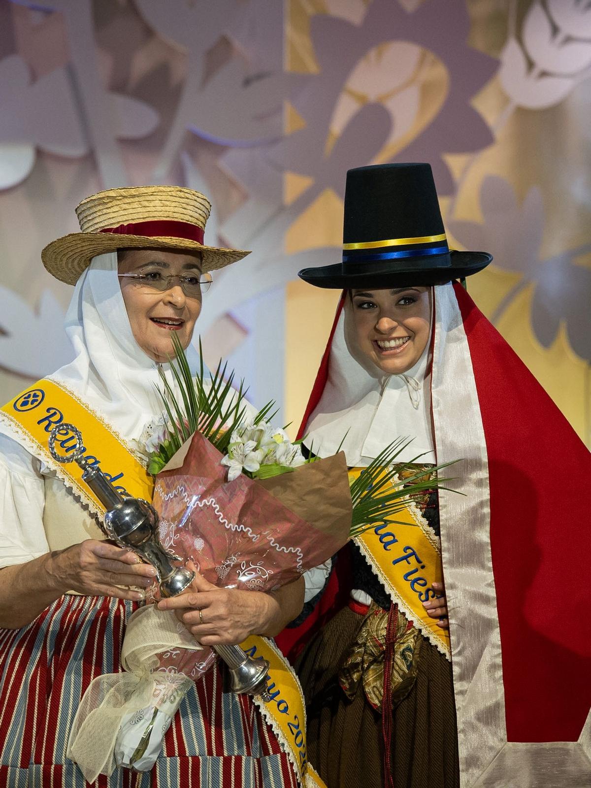 Elena González Ramírez, Reina de los Mayores de las Fiestas de Mayo 2026 de Santa Cruz de Tenerife