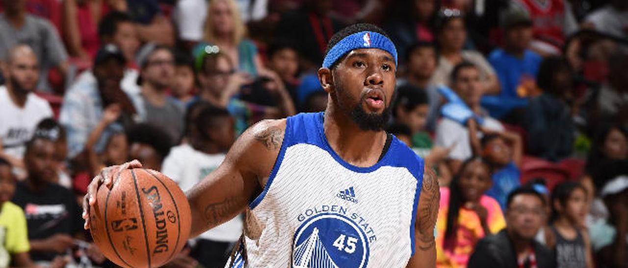 Royce O&#039;Neale durante la Summer League con los Golden State Warriors.