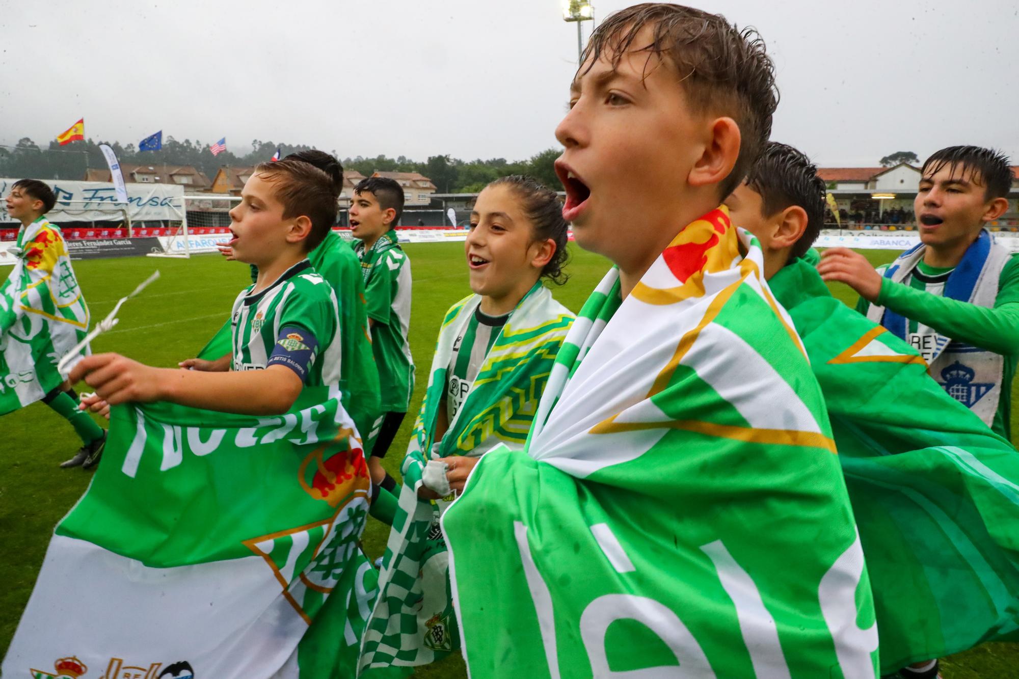 El Real Betis se hace con la corona del Arousa Fútbol 7