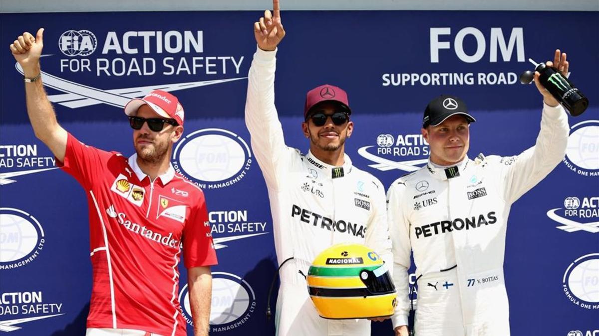 Hamilton, franqueado por Vettel y Bottas tras la crono