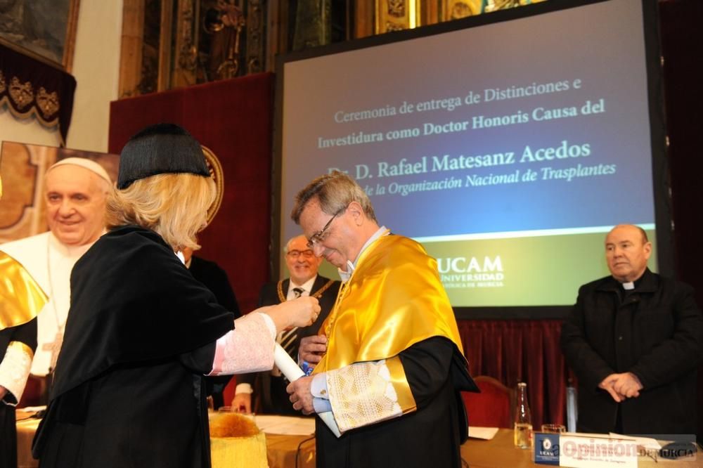 El fundador de la Organización Nacional de Trasplantes, Rafael Matesanz, es investido doctor Honoris Causa por la UCAM