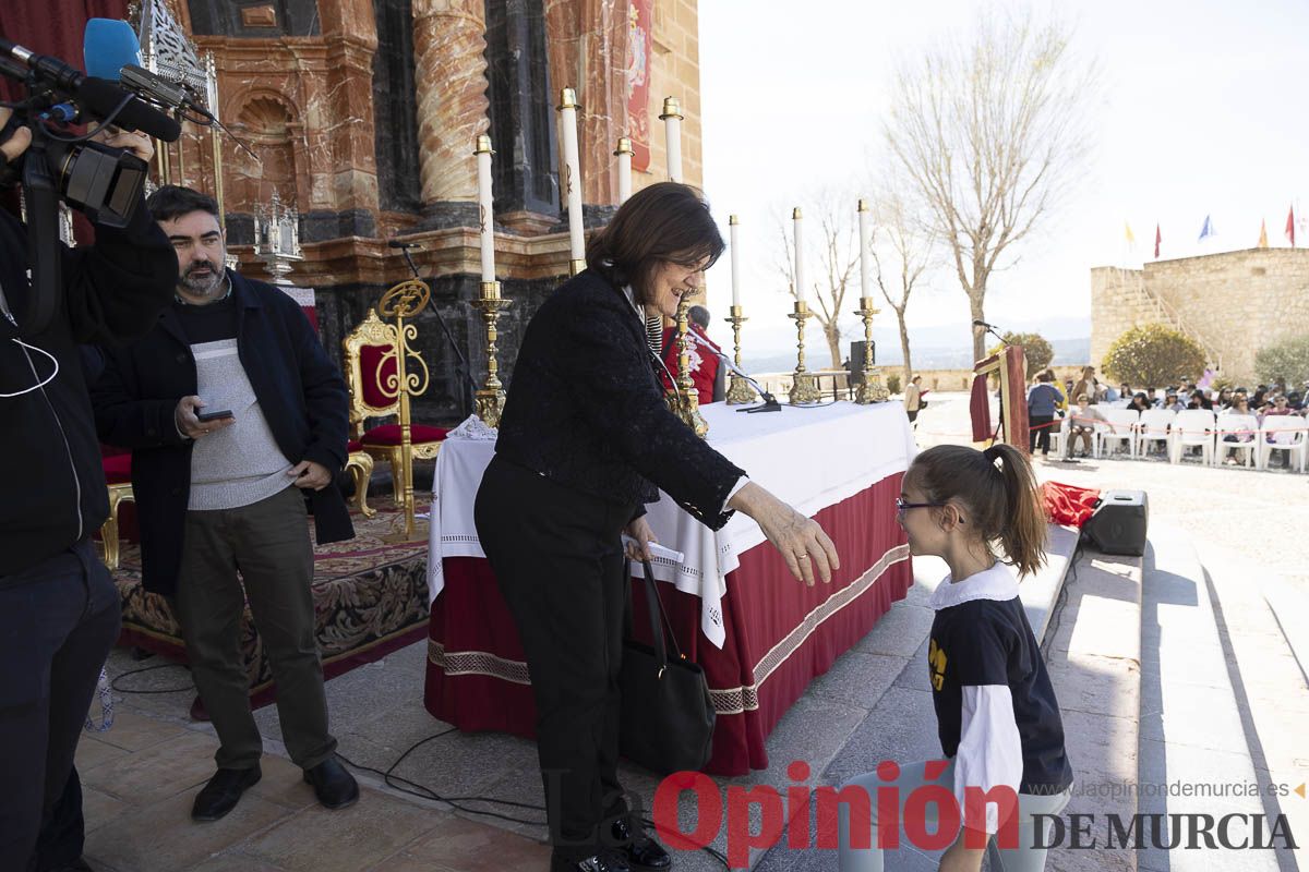 La vicaría de Cartagena, la UCAM, junto a asociaciones y peregrinos de toda España se ponen a los pies de la Vera Cruz