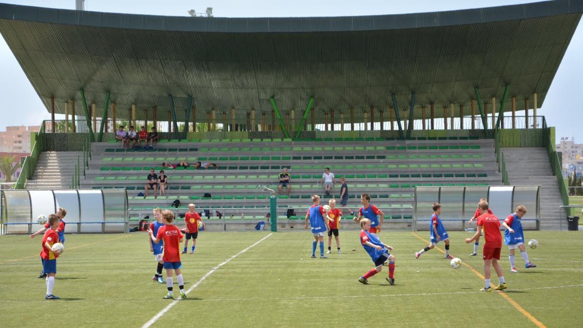 Torrevieja reduce hasta un 50% los precios de escuelas e instalaciones deportivas