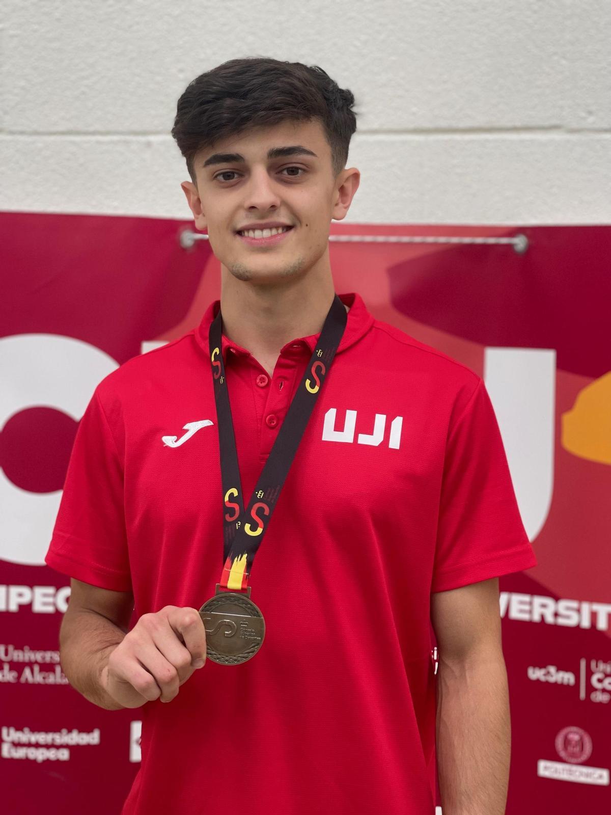 Pepe Ortiz, campeón universitario.