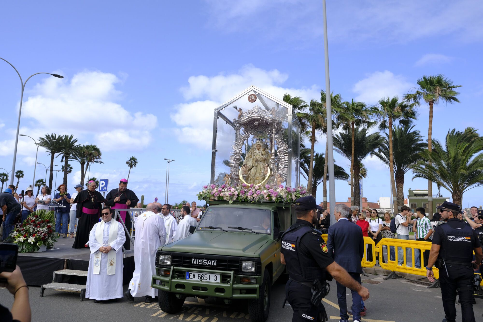 La Virgen del Pino del Materno a la Catedral