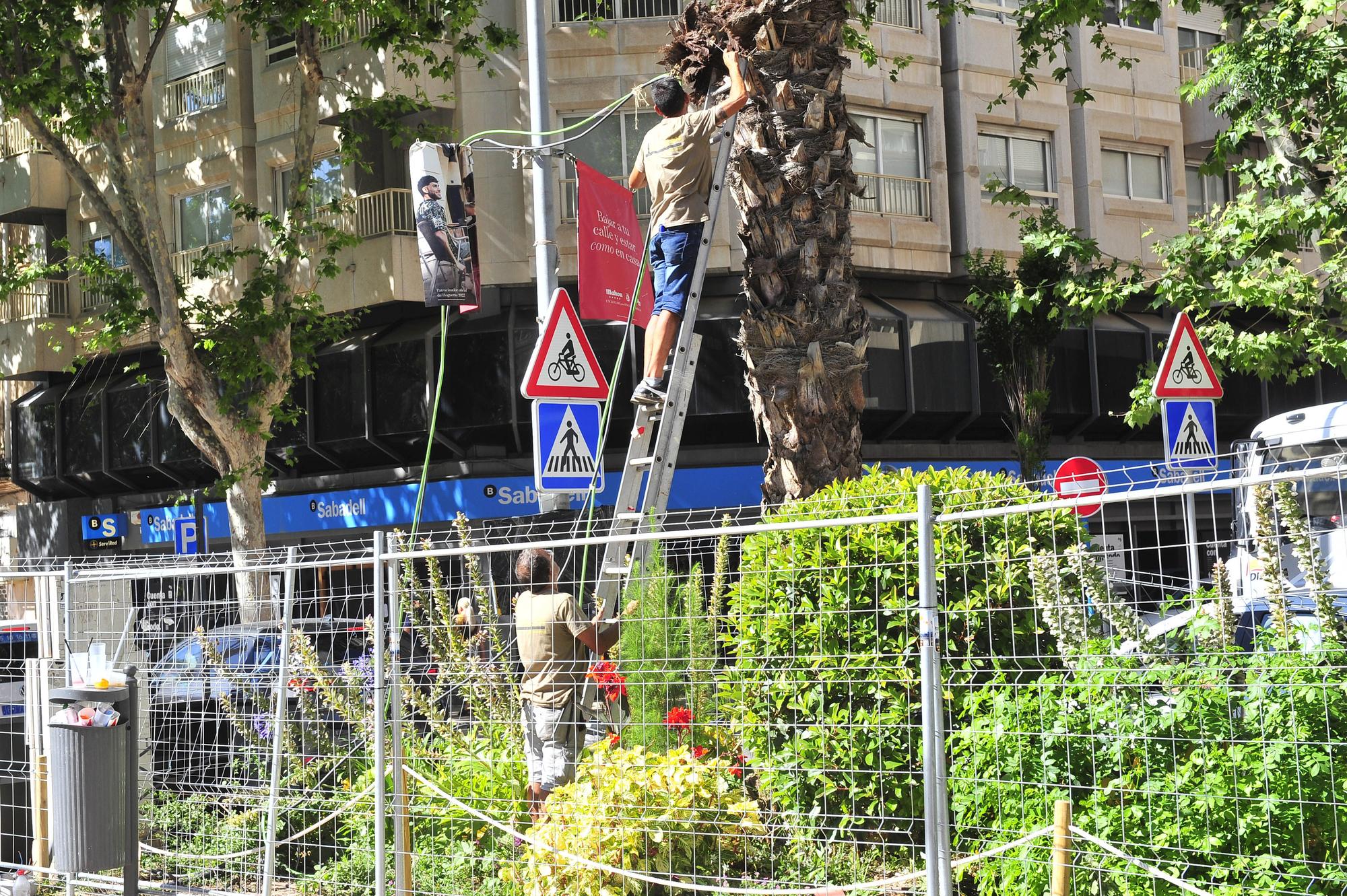 Hogueras, el día después, recogida de racós y barracas