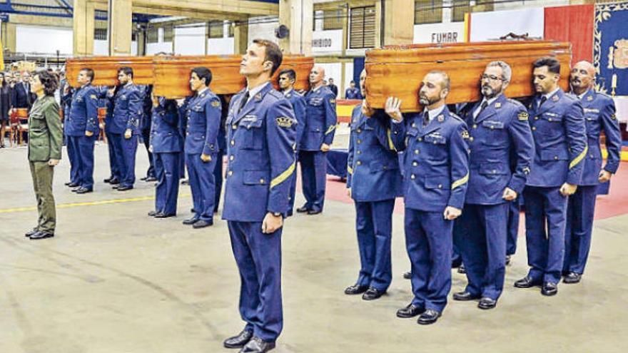 Funeral por los tres fallecidos en el accidente.