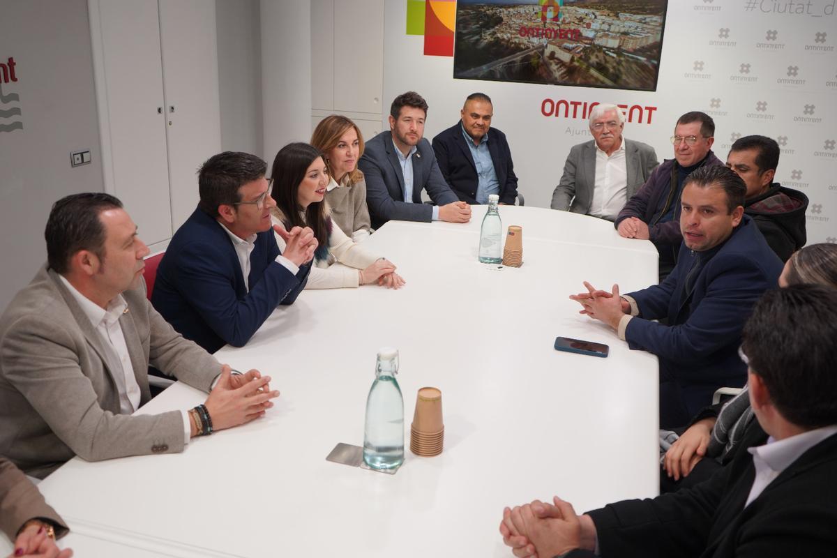 Reunión entre representantes de Ontinyent y Zacatecas en la capital de la Vall d'Albaida.
