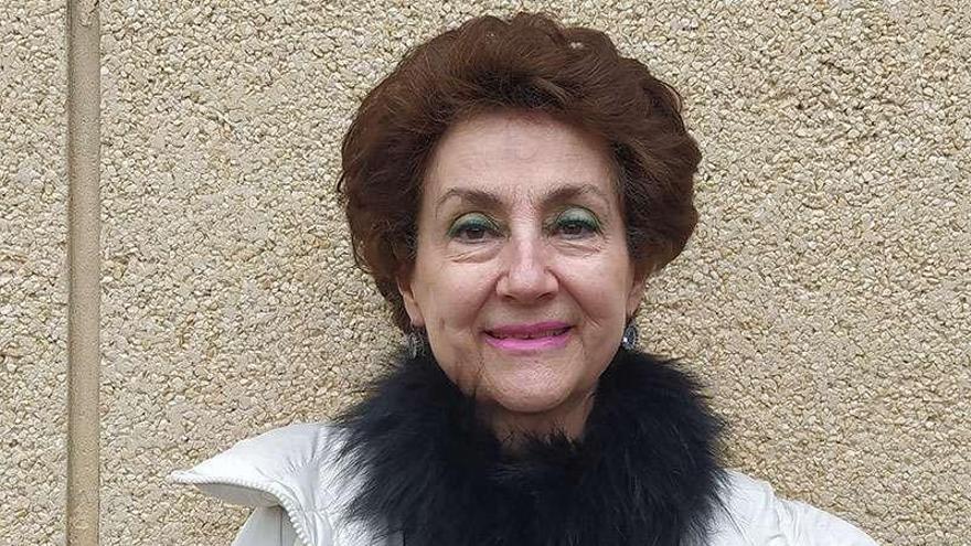 La autora Julita de la Cruz Otero