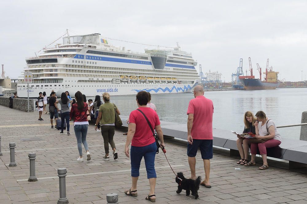 El crucero AIDASol hace escala en La Luz, 03/09/17