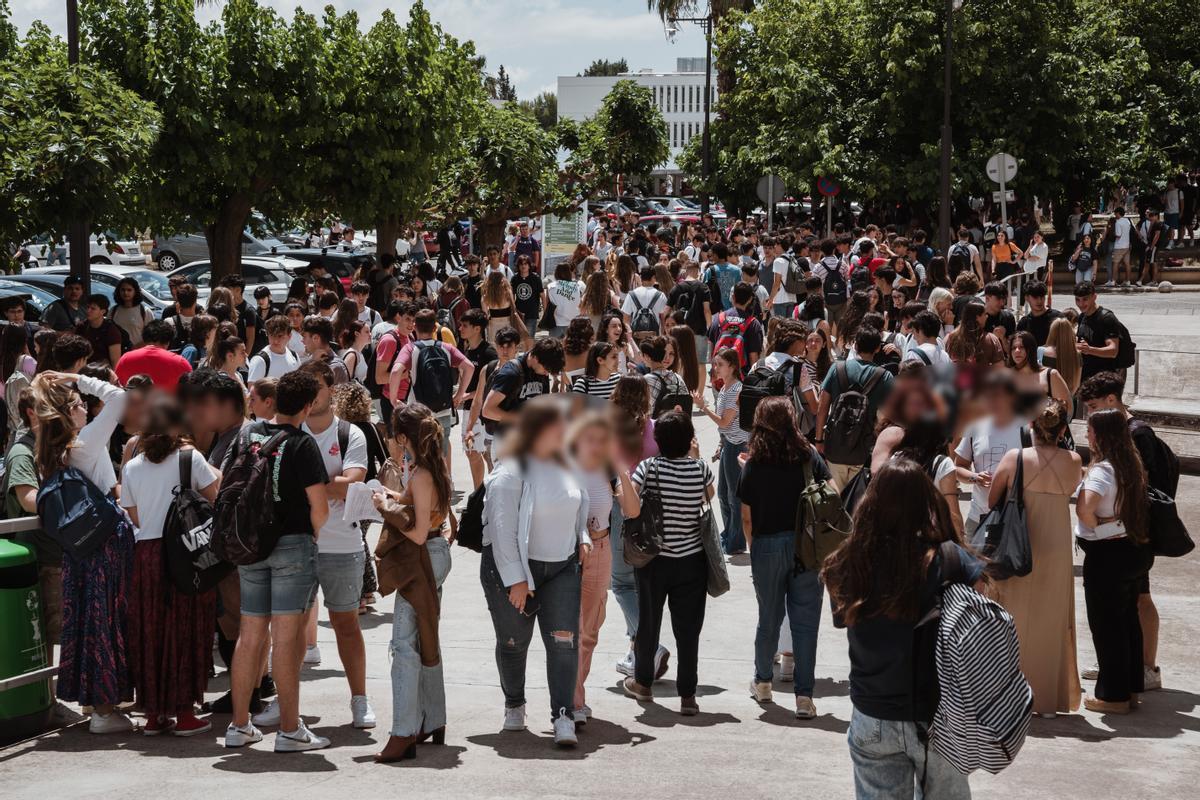 Selectividad Baleares 2023 | Así ha arrancado la primera jornada de las EBAU para 4.733 alumnos en Baleares