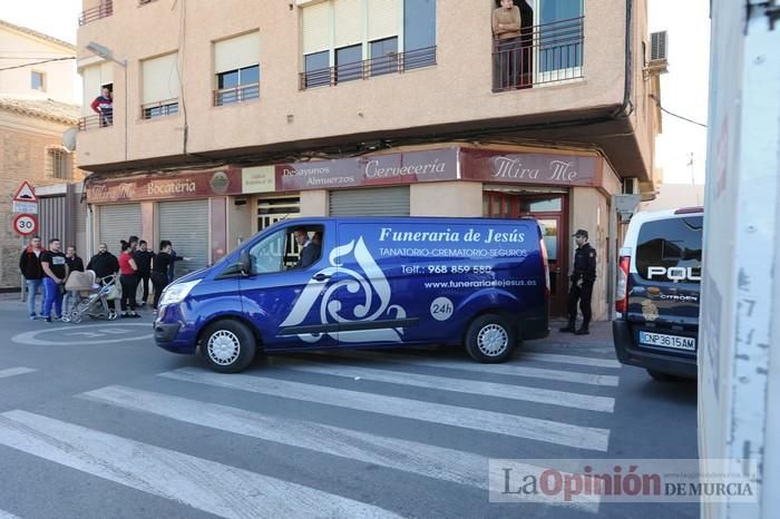 Muere de una cuchillada en el cuello un hombre en un bar de Puente Tocinos