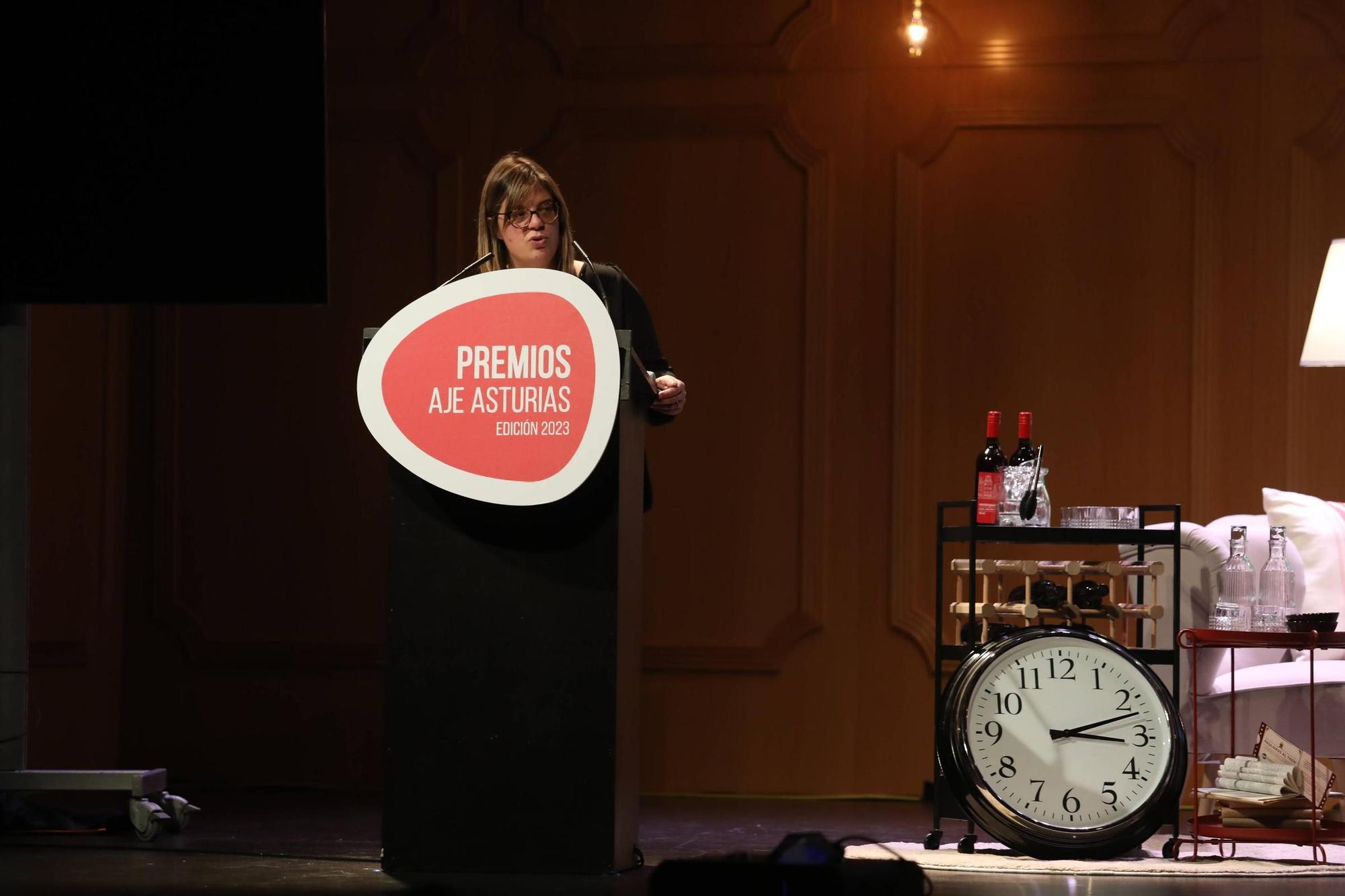 EN IMÁGENES: Así fue la entrega de premios de la Asociación Jóvenes Empresarios en el Filarmónica