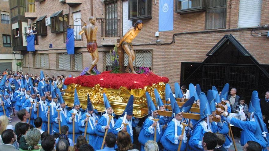 Horario y recorrido de la procesión de Viernes de Dolores en Murcia: el cortejo azul del Amparo da el pistoletazo de salida