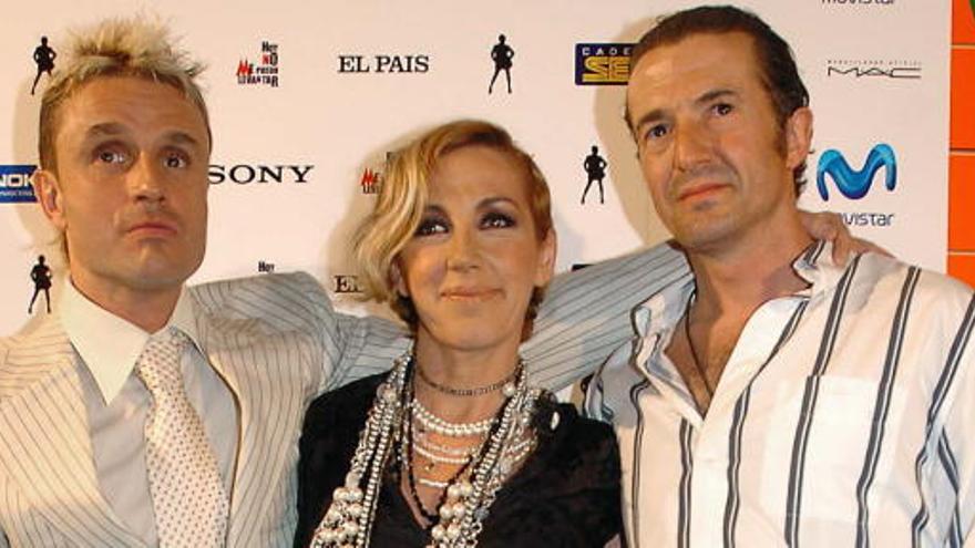 Los tres componentes de Mecano: los músicos José María (d), Nacho Cano (i) y la cantante Ana Torroja.