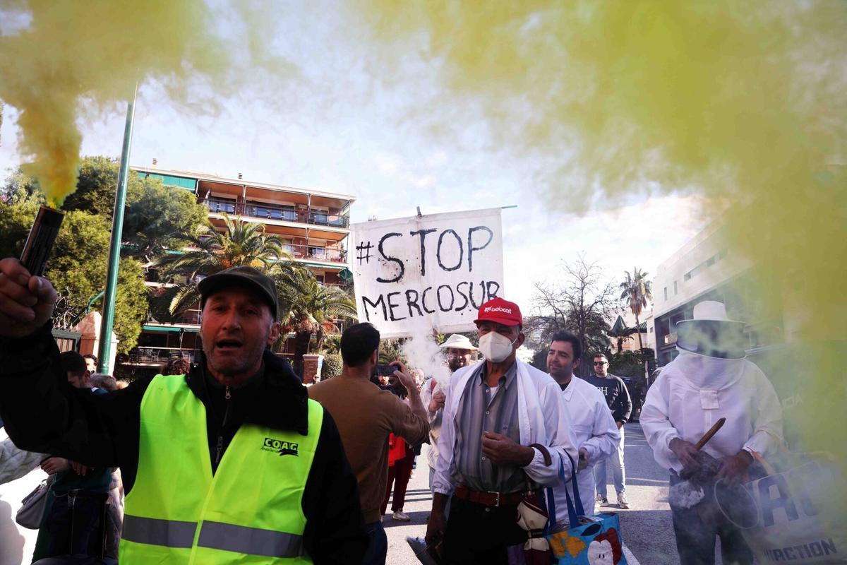 Protestas del campo malagueños, tras la firma del acuerdo Mercosur