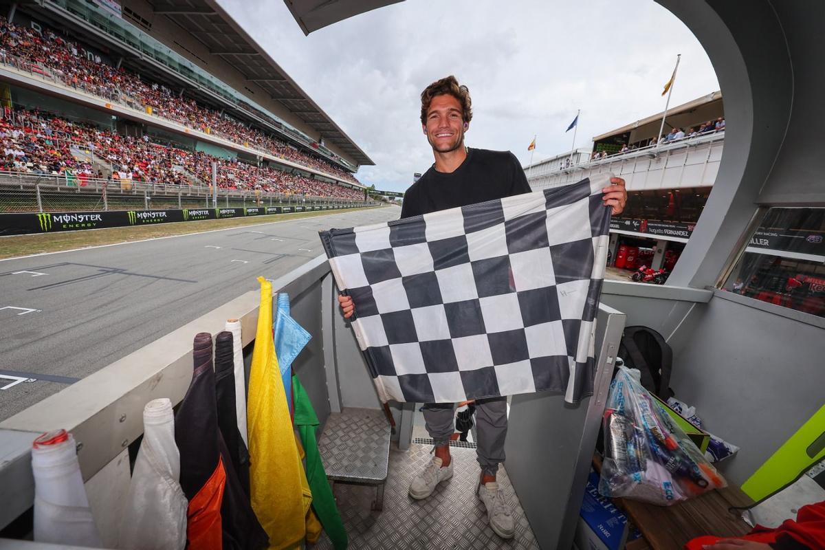 Marcos Alonso ondeó la bandera a cuadros en el GP de Catalunya