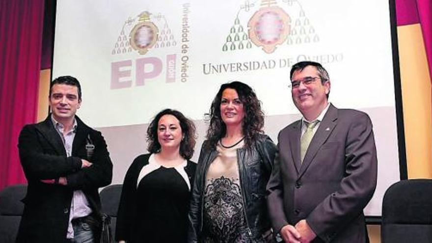 Por la izquierda, Juan Carlos Campo, Dolores Fernández, Begoña Panea e Hilario López.
