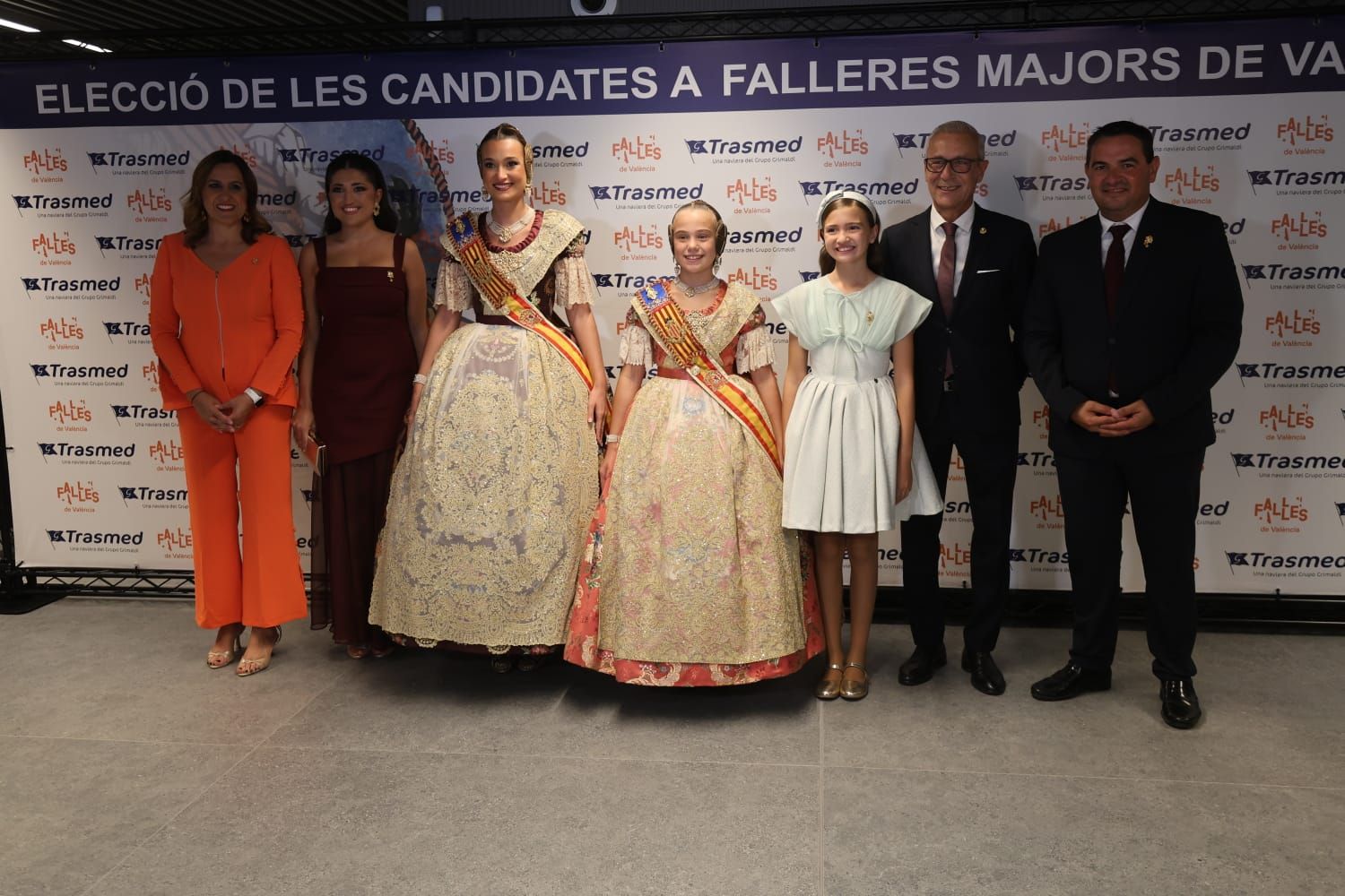 Así está el ambiente en el estreno de las fallas en el Roig Arena