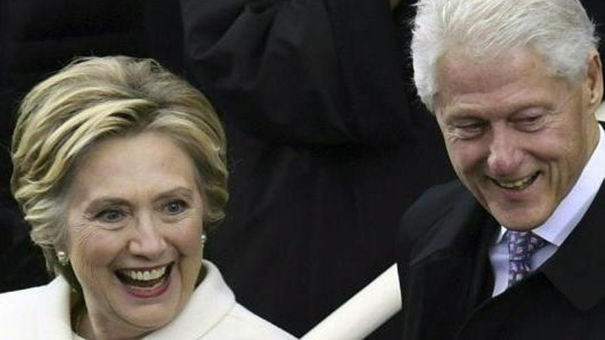 Hillary i Bill Clinton, en una imatge d&#039;arxiu.