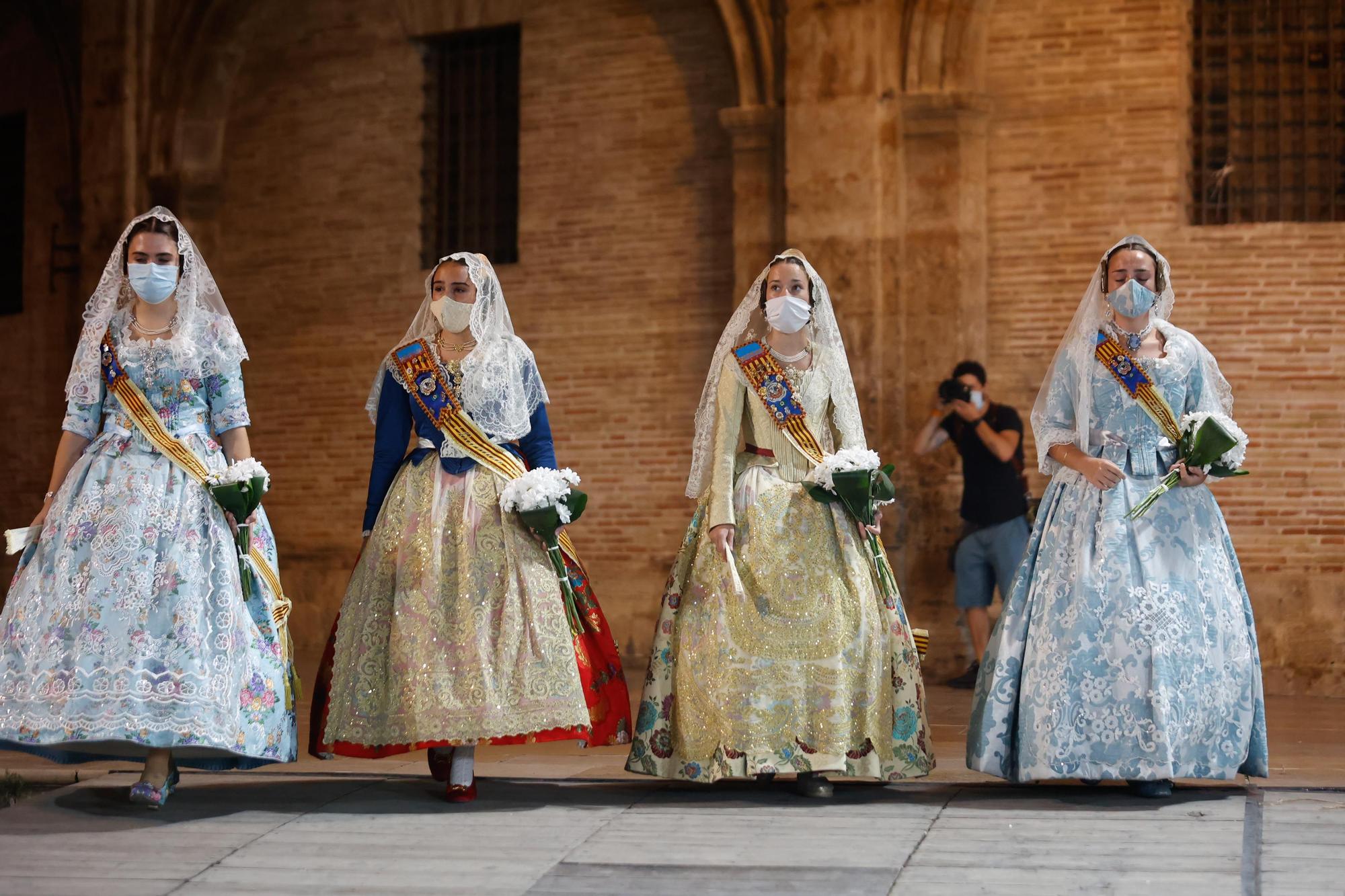 Búscate en el primer día de Ofrenda por las calles del Mar y Avellanas entre las 21:00 y 22:00 horas