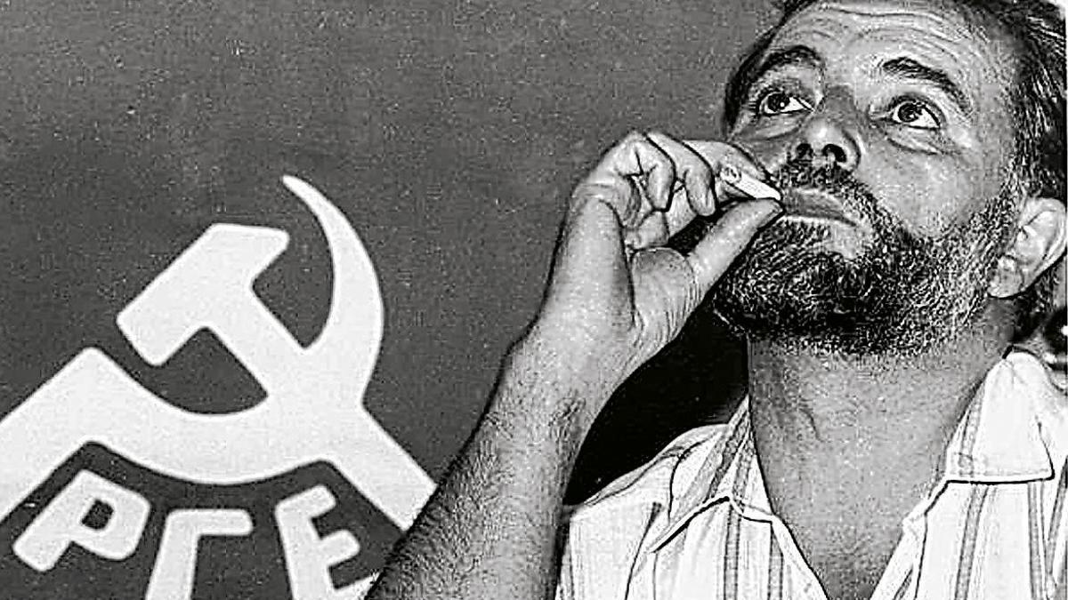 Julio Anguita, quien fuera secretario general del PCE.