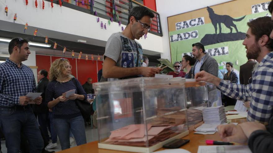 La jornada electoral discurrió ayer con toda normalidad.